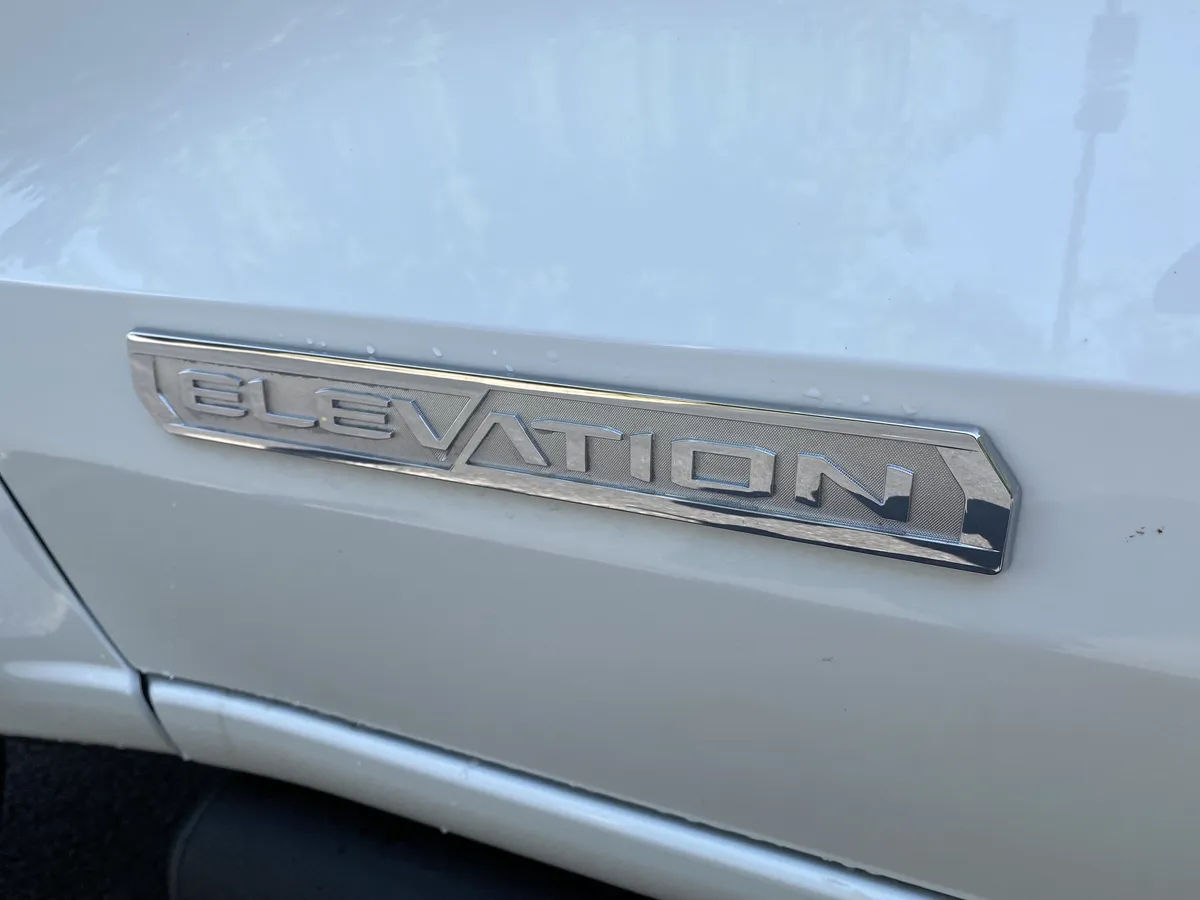 2024 GMC Canyon 4WD Elevation thumbnail 40