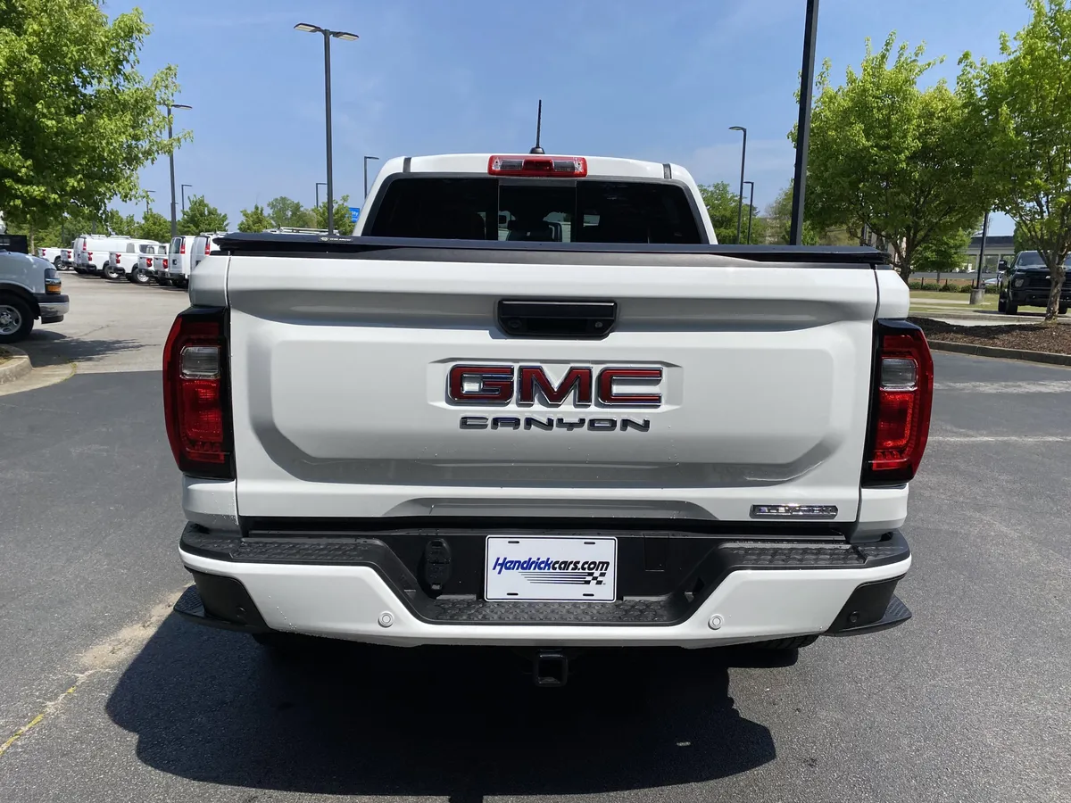 2024 GMC Canyon 4WD Elevation thumbnail 7