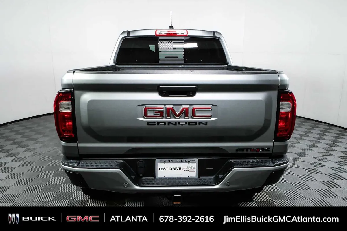 2024 GMC Canyon AT4X thumbnail 29