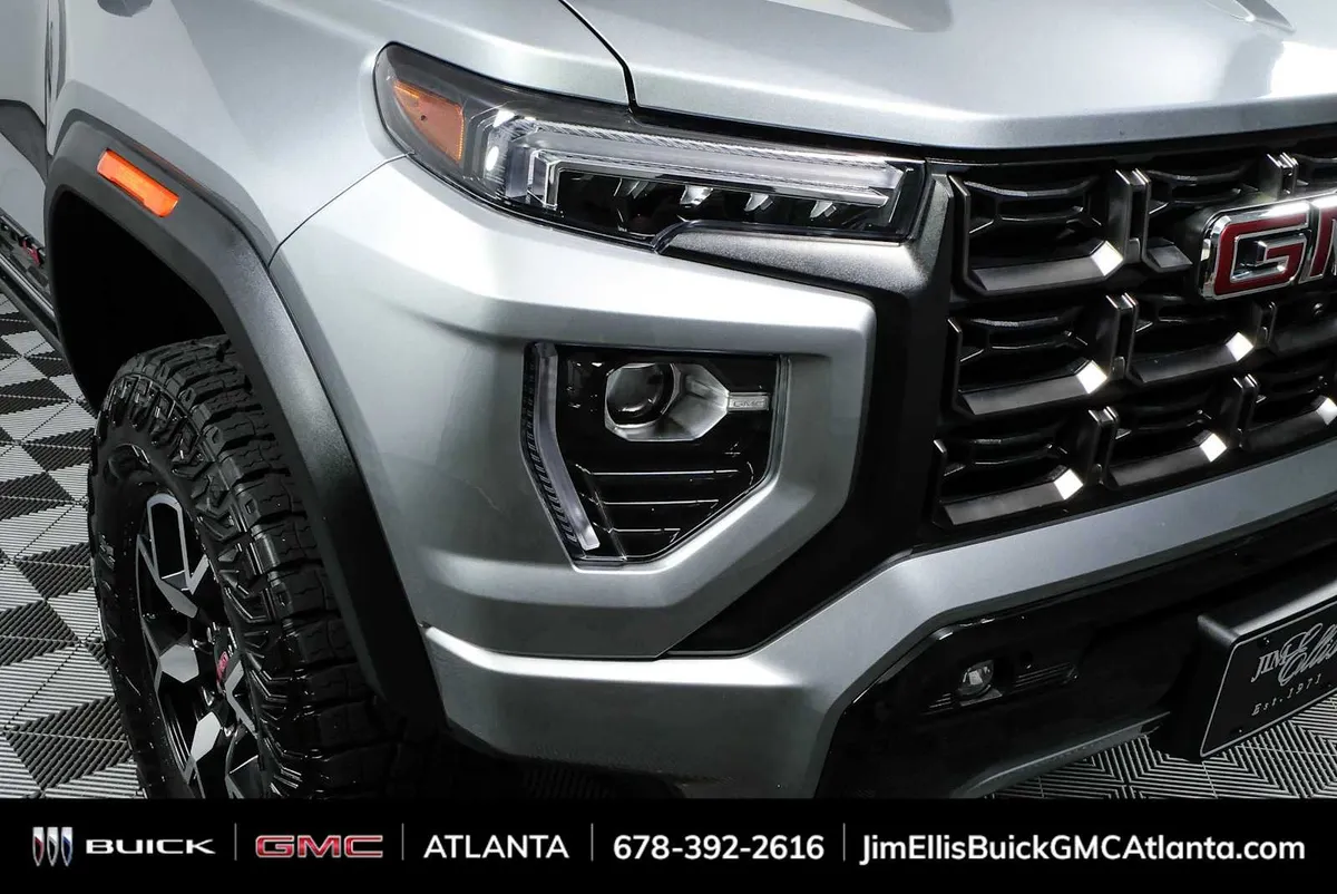 2024 GMC Canyon AT4X thumbnail 36