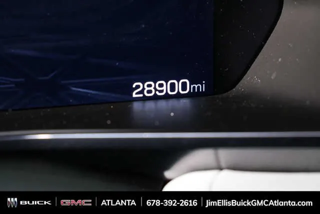 2024 GMC Canyon AT4X thumbnail 11