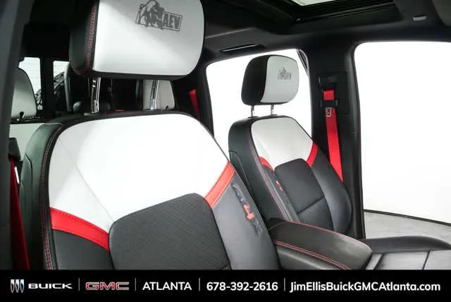 2024 GMC Canyon AT4X thumbnail 24