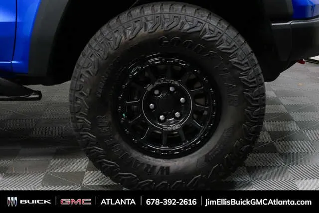 2024 GMC Canyon AT4X thumbnail 38
