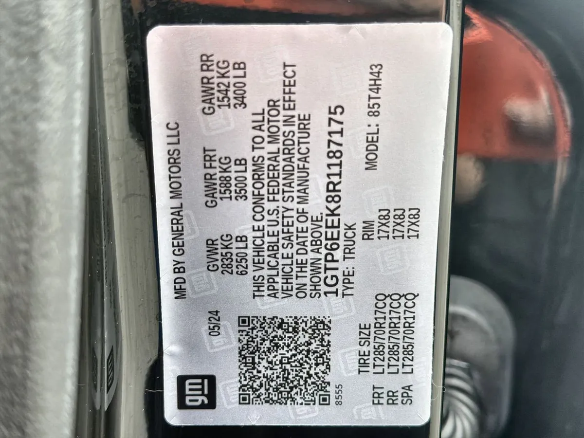 2024 GMC Canyon AT4X thumbnail 29
