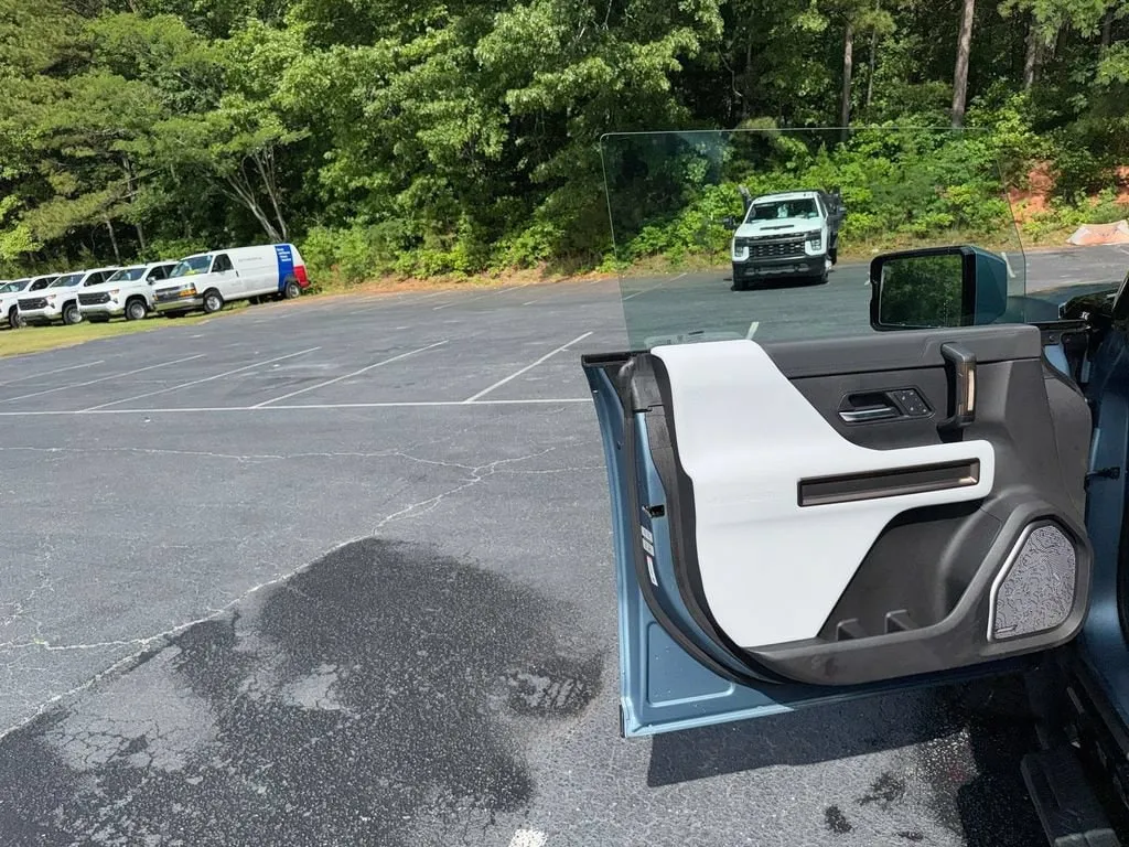 2024 GMC HUMMER EV SUV 3X Omega Limited Edition thumbnail 13