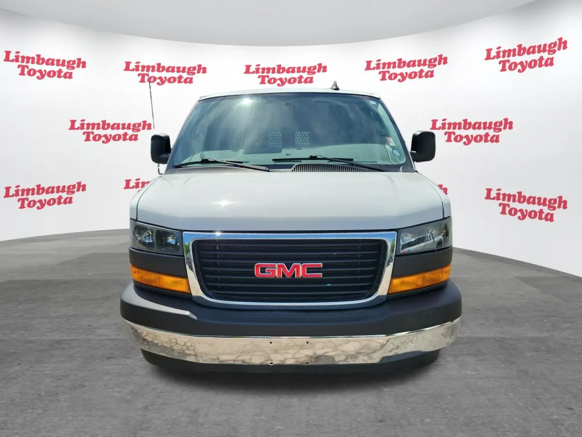 2024 GMC Savana Cargo Van Work Van thumbnail 13