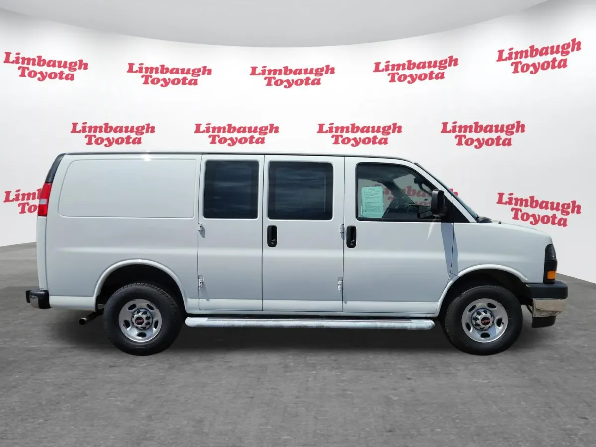 2024 GMC Savana Cargo Van Work Van thumbnail 15