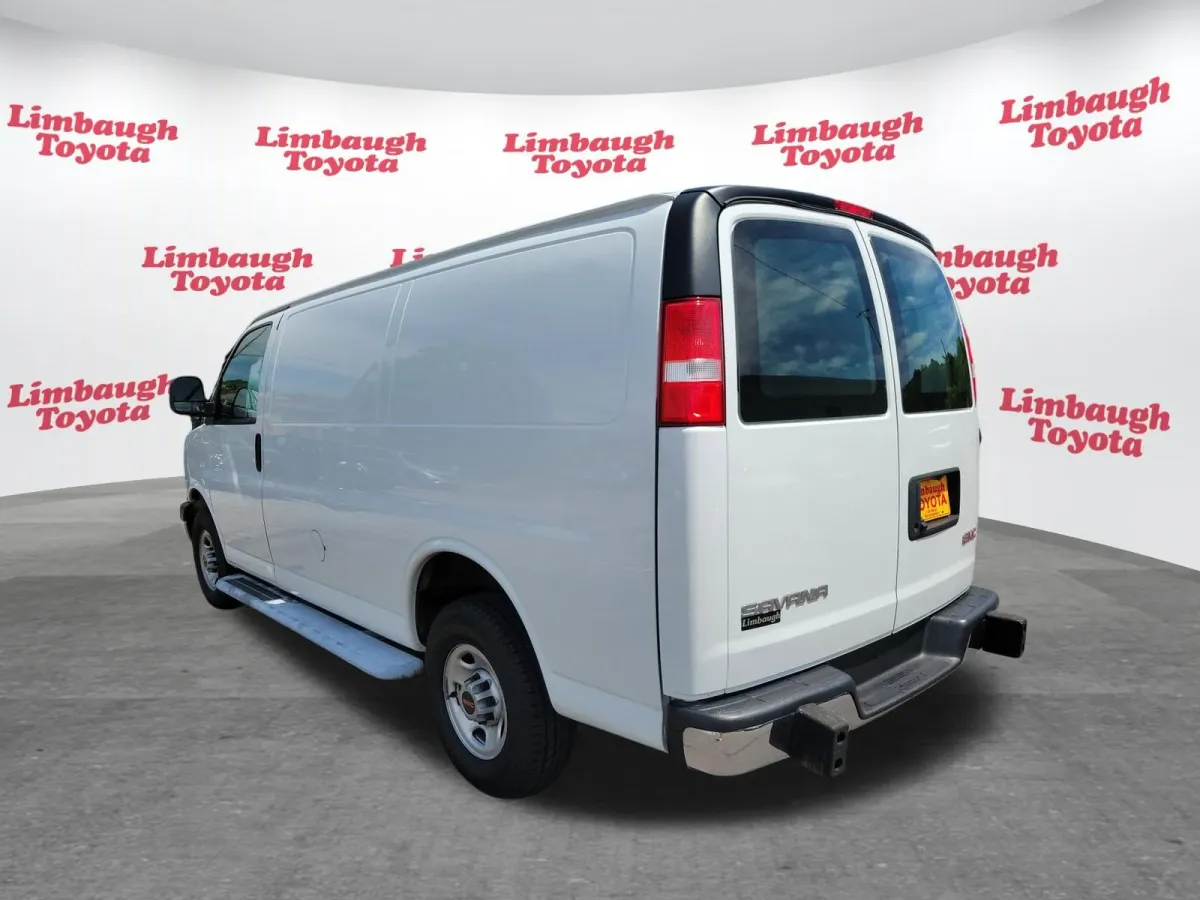 2024 GMC Savana Cargo Van Work Van thumbnail 18