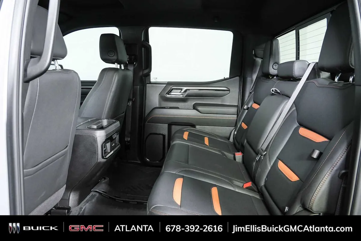 2024 GMC Sierra 1500 AT4 thumbnail 18