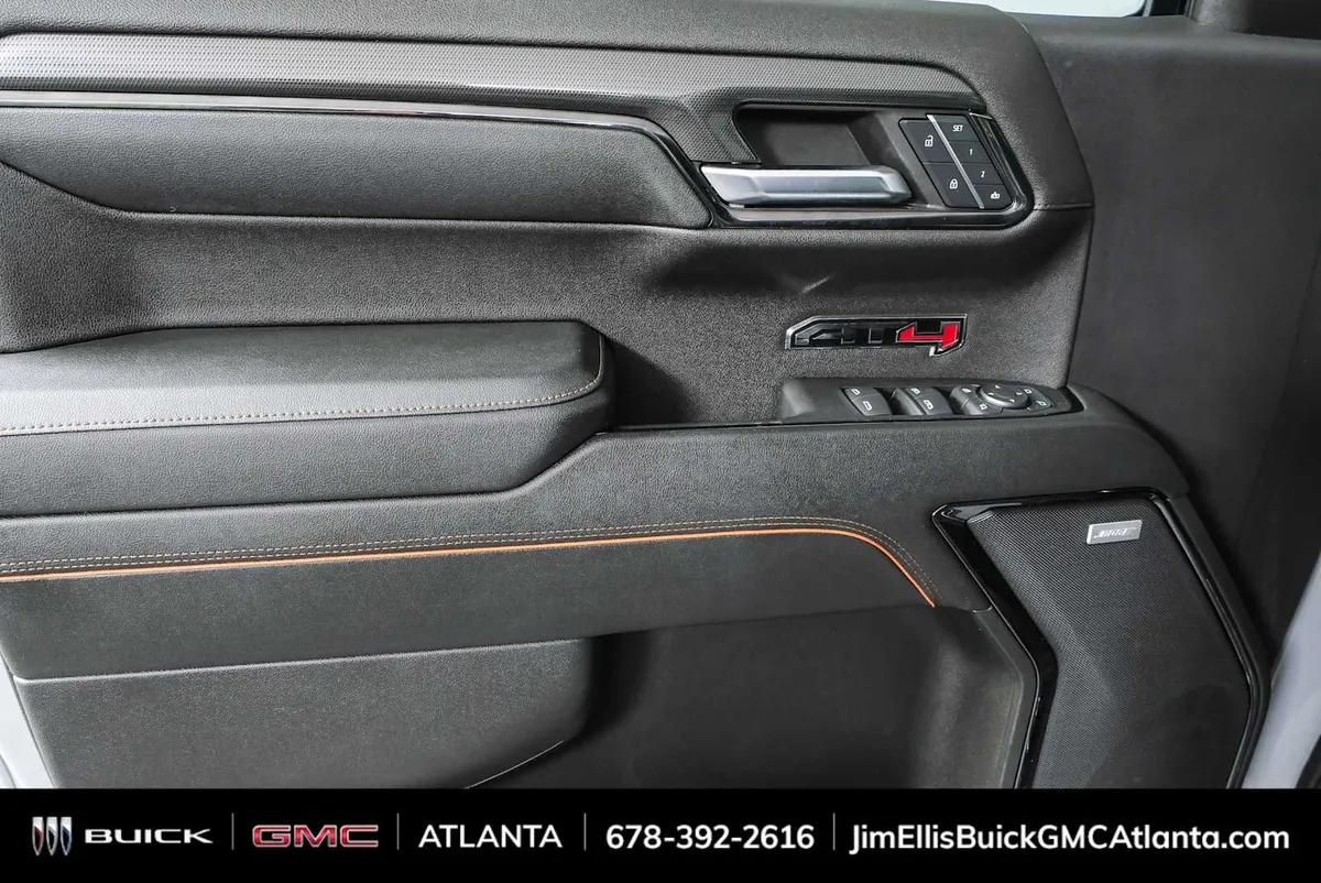 2024 GMC Sierra 1500 AT4 thumbnail 6