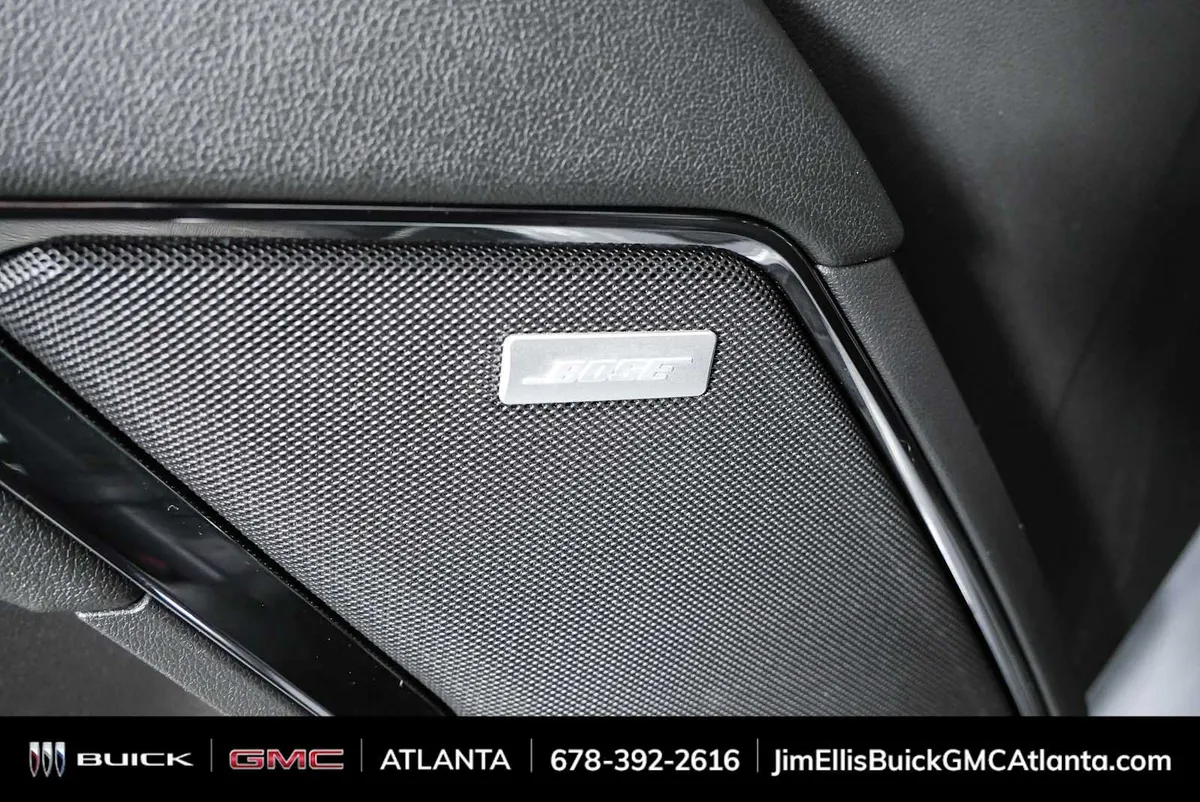 2024 GMC Sierra 1500 AT4 thumbnail 7