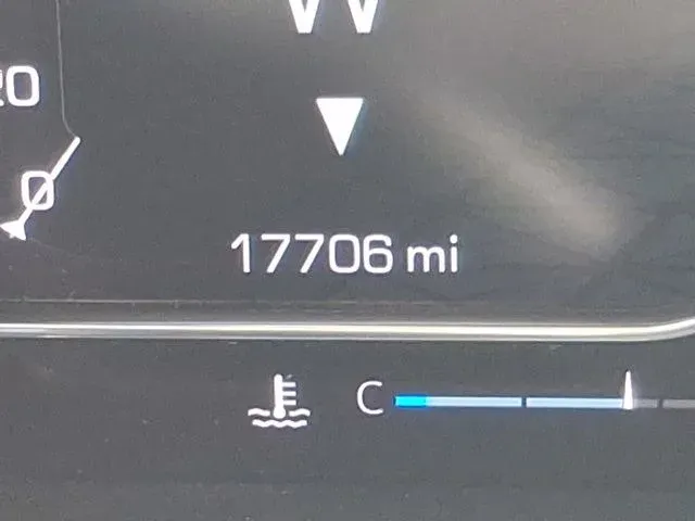 2024 GMC Sierra 1500 AT4 thumbnail 19