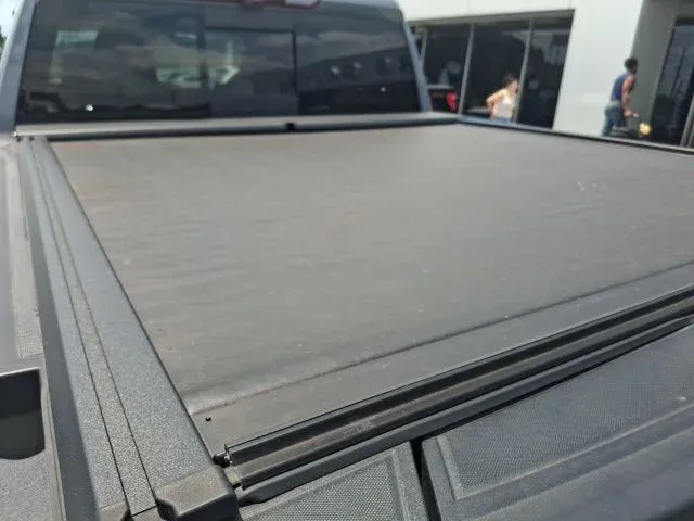 2024 GMC Sierra 1500 AT4 thumbnail 7