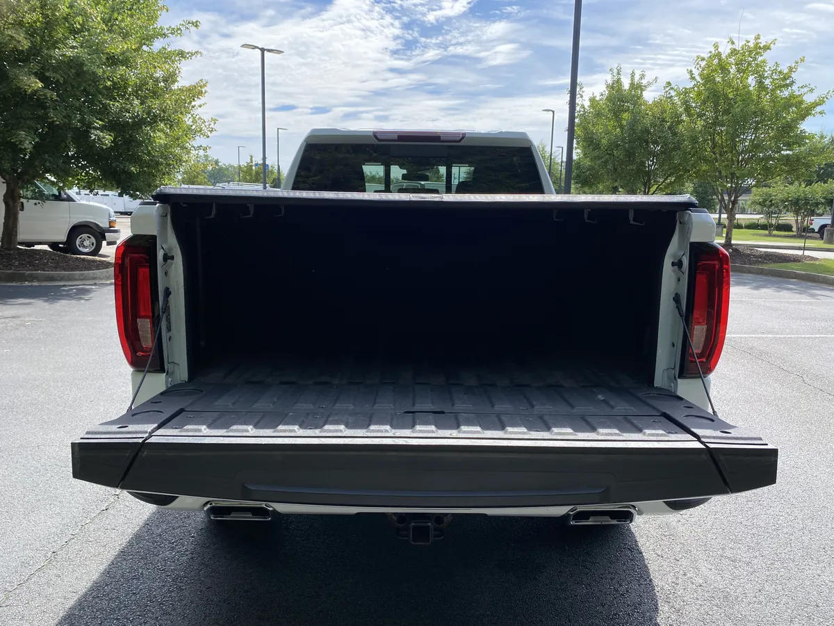 2024 GMC Sierra 1500 AT4 thumbnail 11