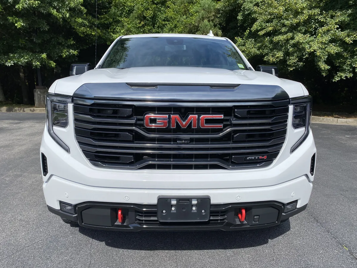 2024 GMC Sierra 1500 AT4 thumbnail 2