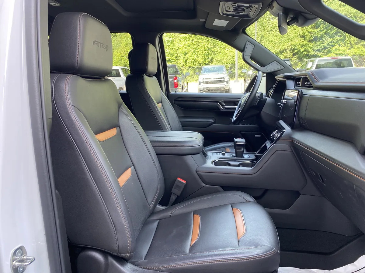 2024 GMC Sierra 1500 AT4 thumbnail 35