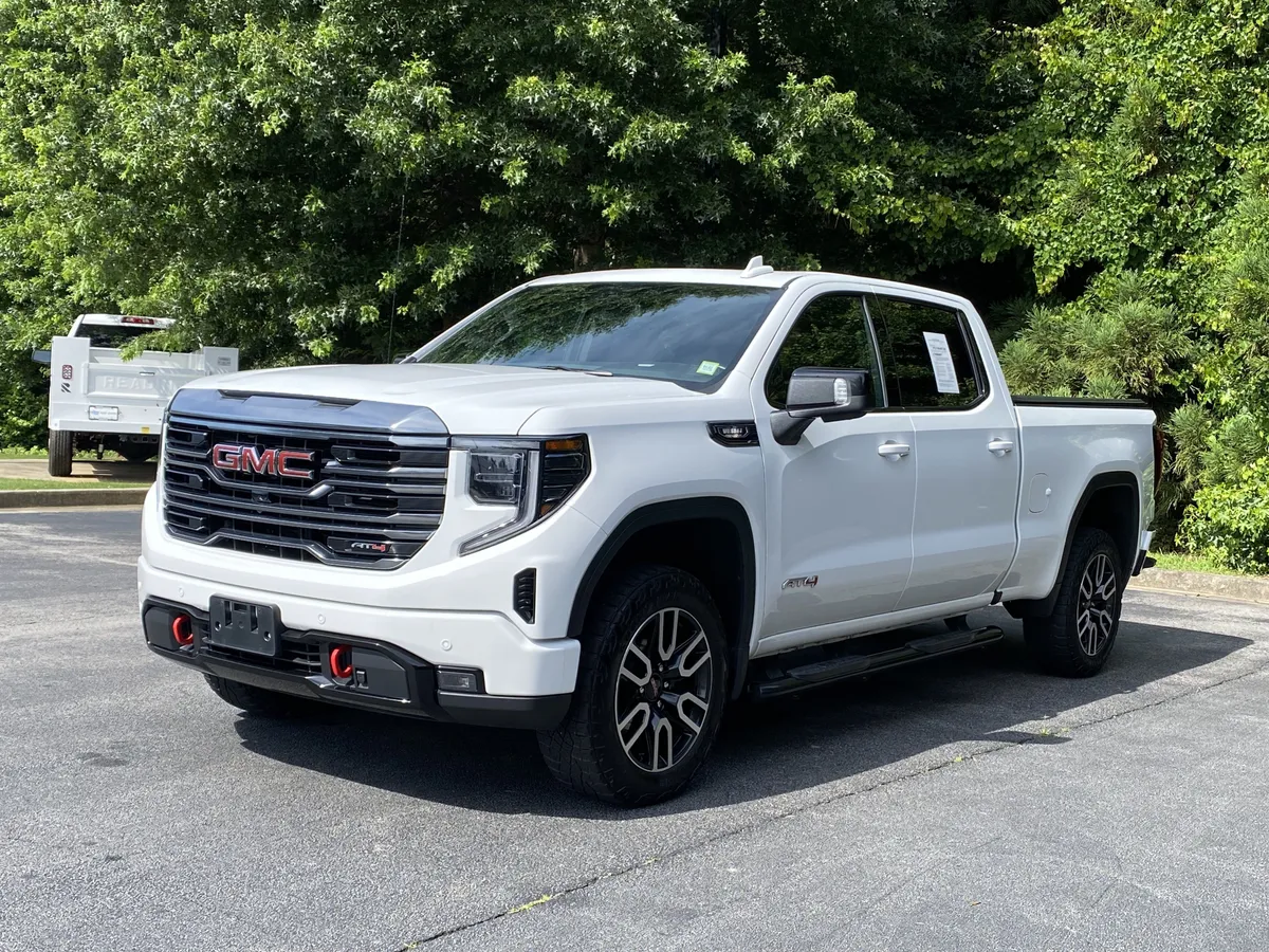2024 GMC Sierra 1500 AT4 thumbnail 4