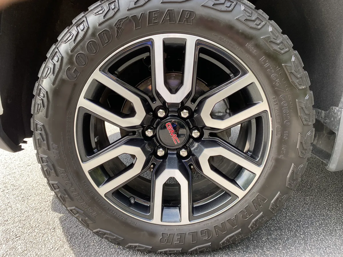 2024 GMC Sierra 1500 AT4 thumbnail 46