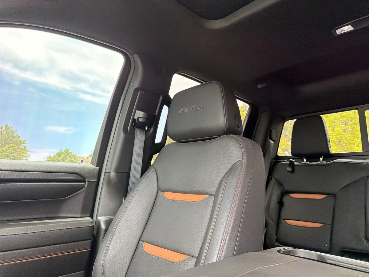 2024 GMC Sierra 1500 AT4 thumbnail 19