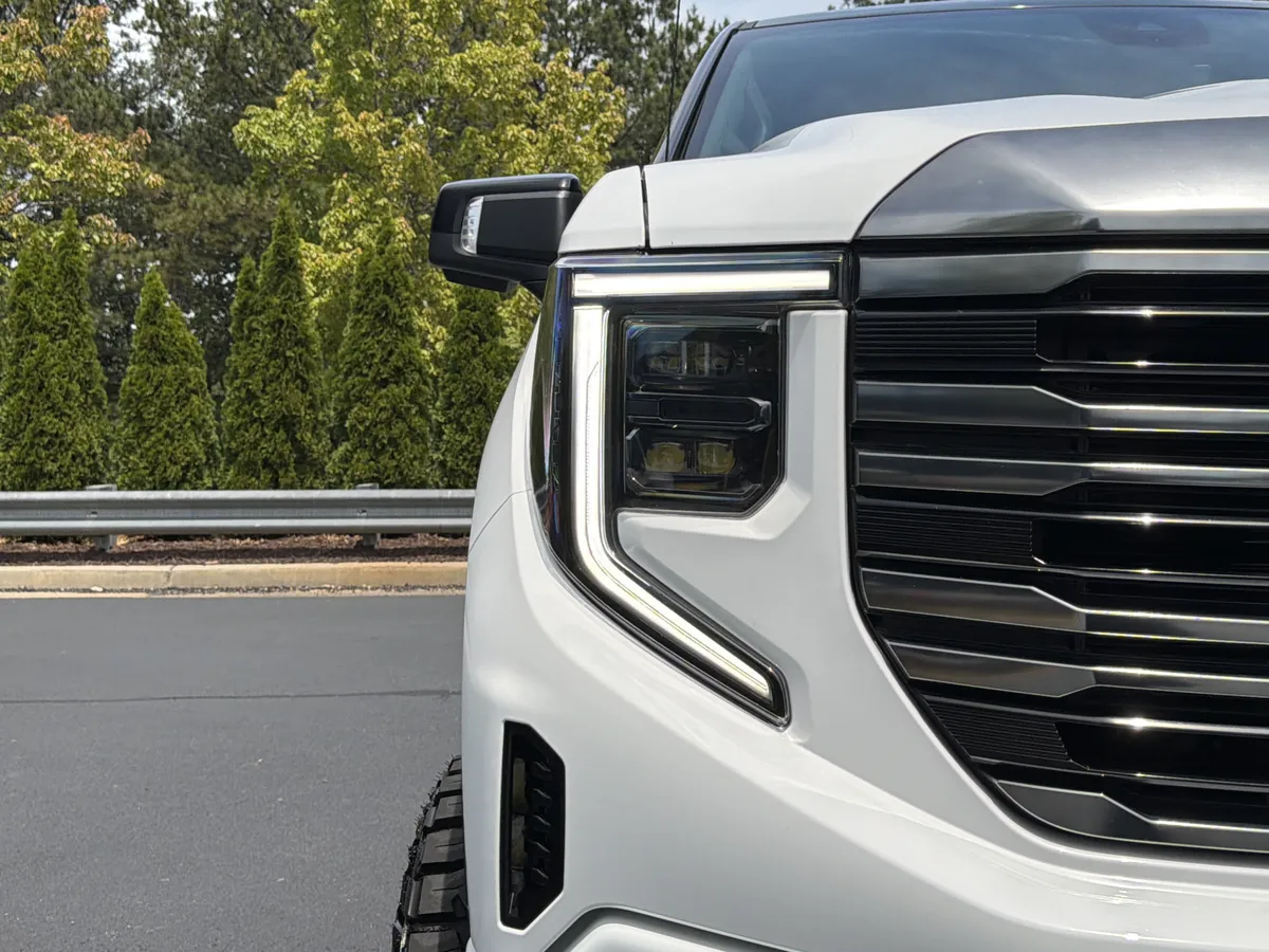2024 GMC Sierra 1500 AT4 thumbnail 42