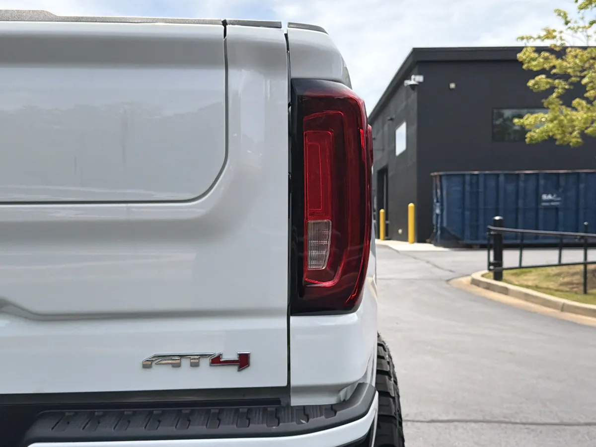 2024 GMC Sierra 1500 AT4 thumbnail 47