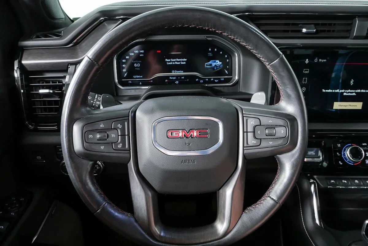 2024 GMC Sierra 1500 AT4X thumbnail 10