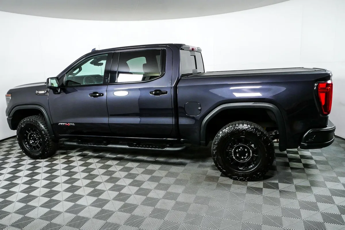2024 GMC Sierra 1500 AT4X thumbnail 30