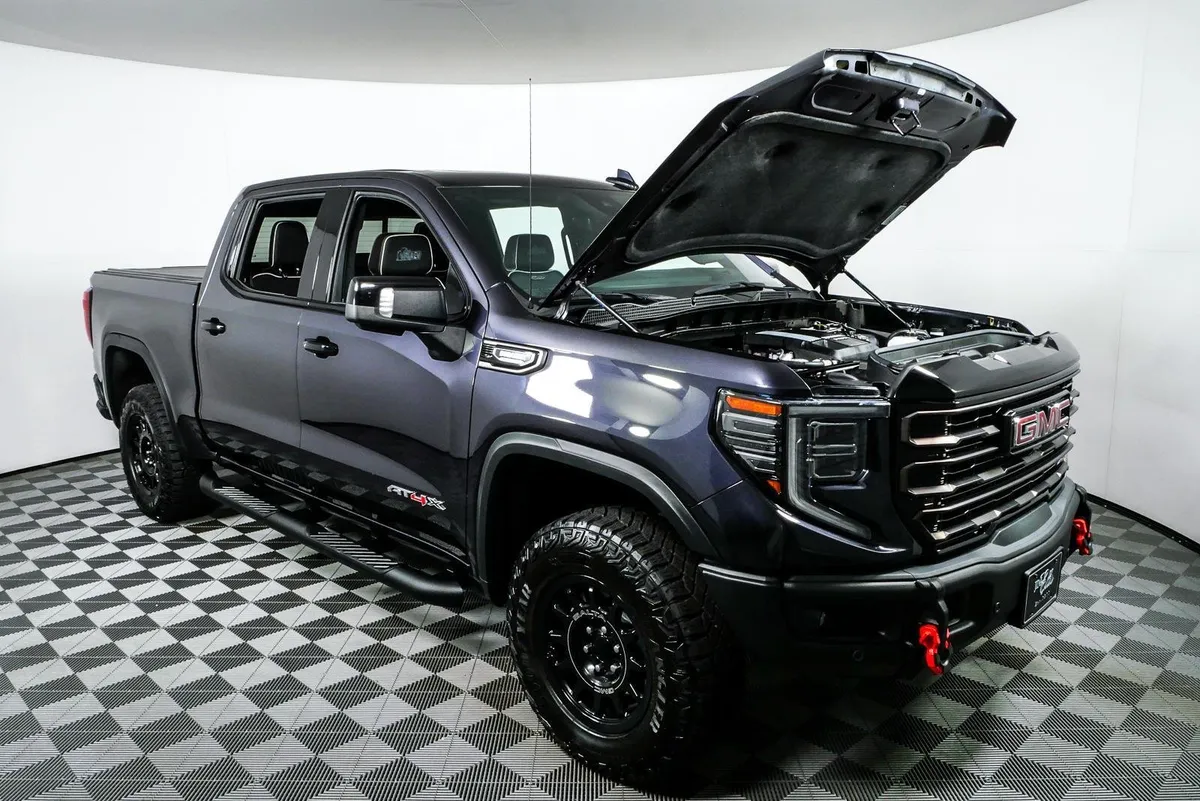 2024 GMC Sierra 1500 AT4X thumbnail 33