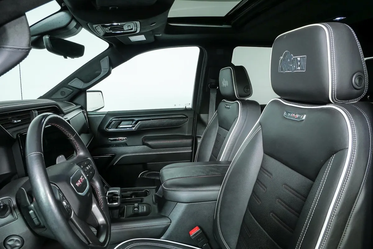 2024 GMC Sierra 1500 AT4X thumbnail 5