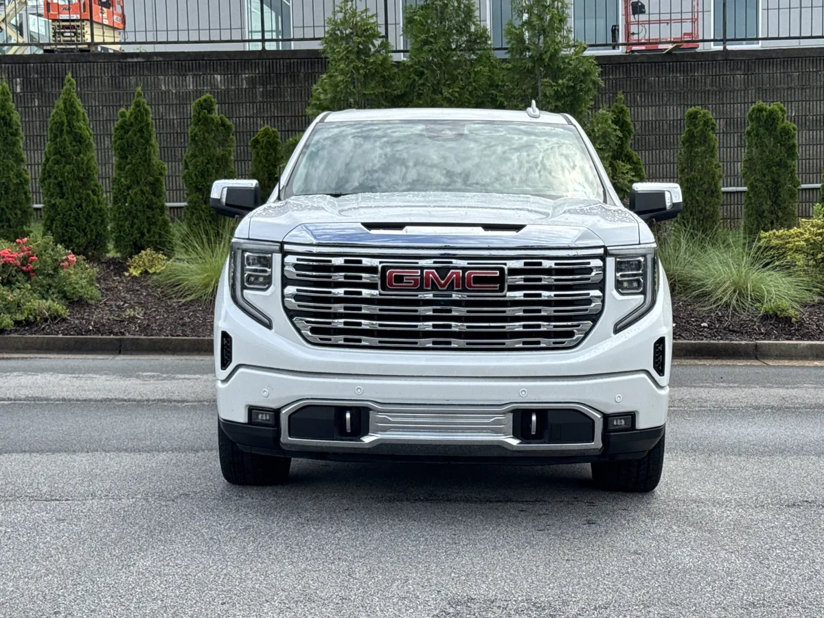 2024 GMC Sierra 1500 Denali thumbnail 2