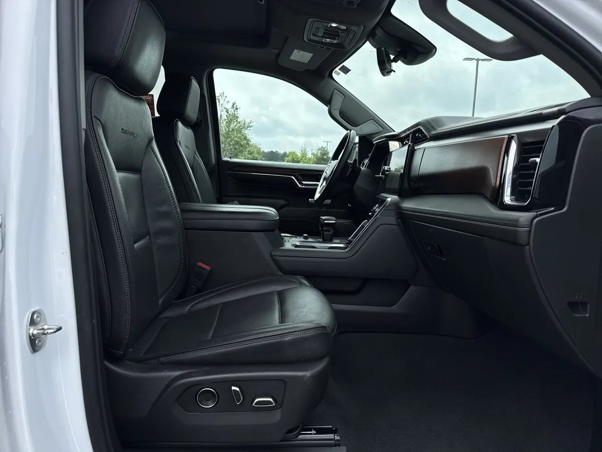 2024 GMC Sierra 1500 Denali thumbnail 30