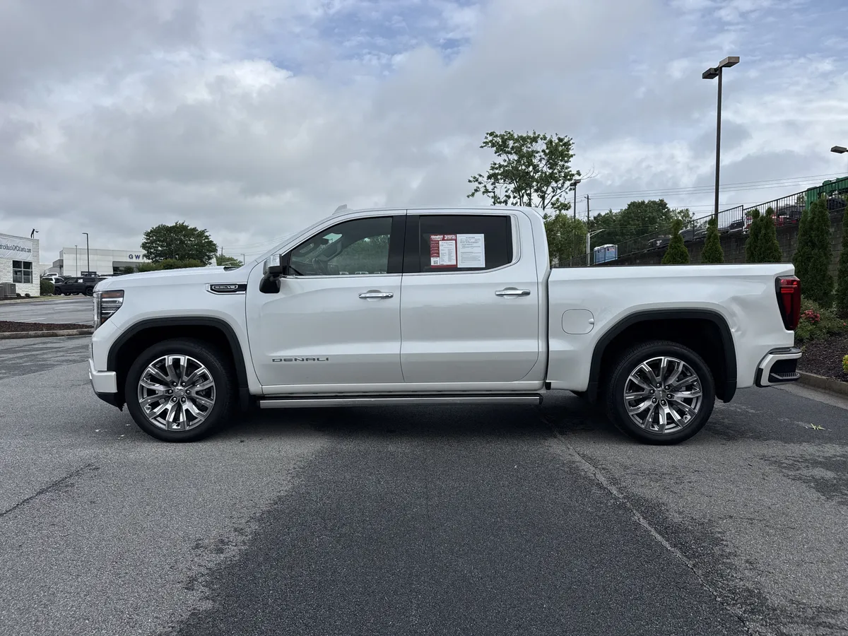 2024 GMC Sierra 1500 Denali thumbnail 6