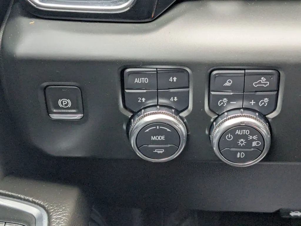 2024 GMC Sierra 1500 Denali thumbnail 21