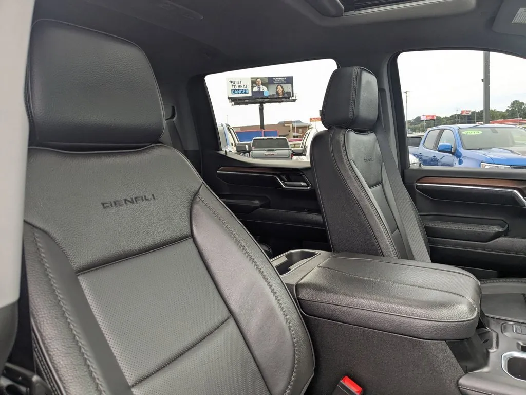 2024 GMC Sierra 1500 Denali thumbnail 28