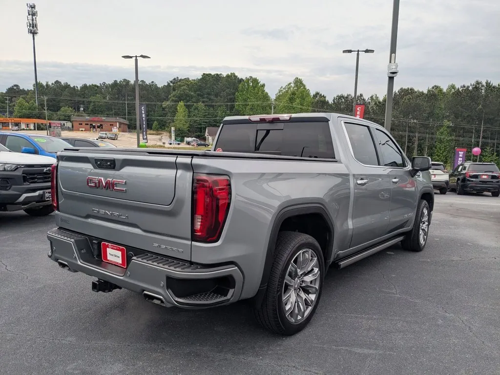 2024 GMC Sierra 1500 Denali thumbnail 5