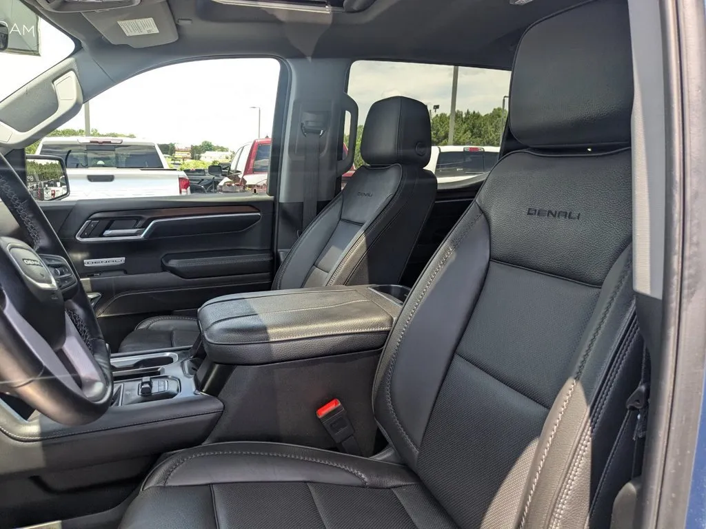 2024 GMC Sierra 1500 Denali thumbnail 15