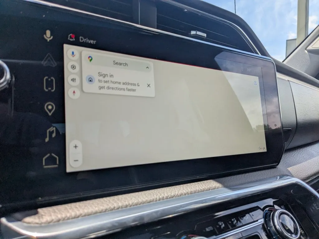 2024 GMC Sierra 1500 Denali thumbnail 17