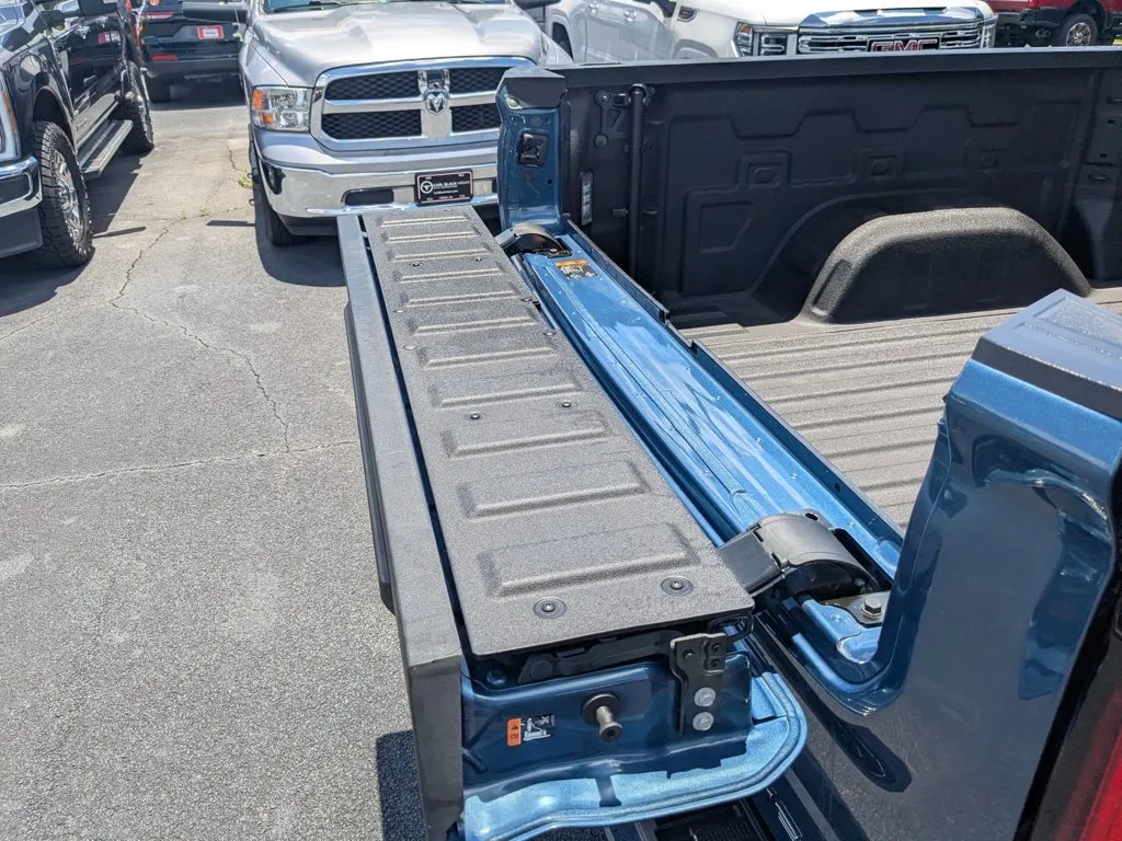 2024 GMC Sierra 1500 Denali thumbnail 27