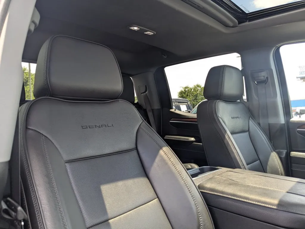 2024 GMC Sierra 1500 Denali thumbnail 29