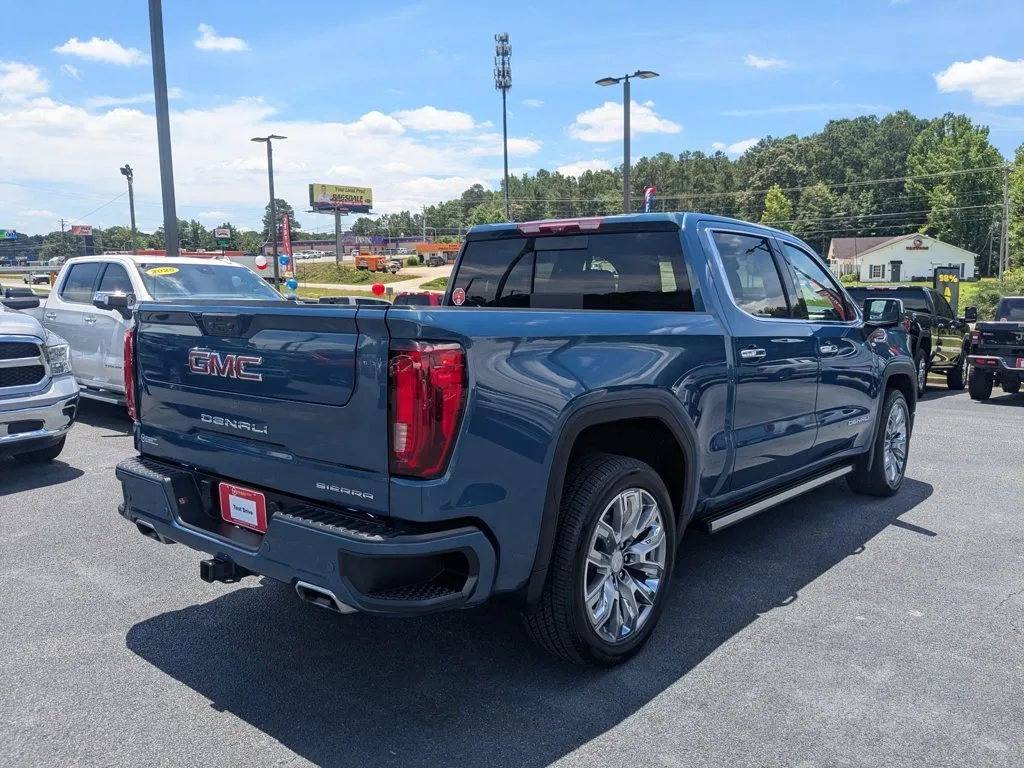 2024 GMC Sierra 1500 Denali thumbnail 5