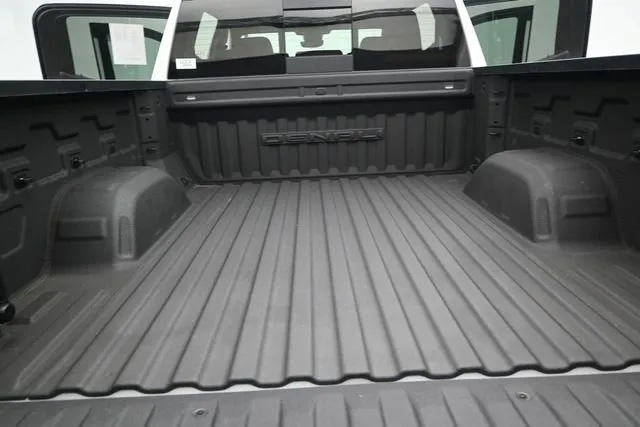 2024 GMC Sierra 1500 Denali thumbnail 15