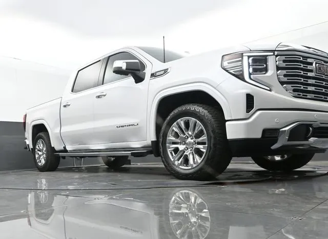 2024 GMC Sierra 1500 Denali thumbnail 25