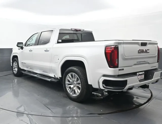 2024 GMC Sierra 1500 Denali thumbnail 3