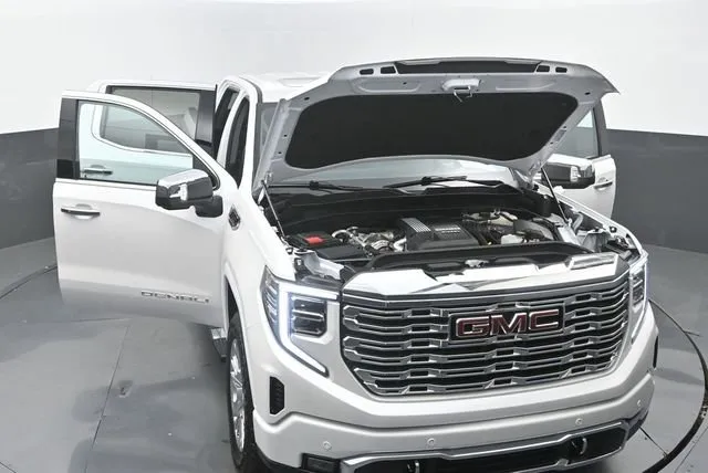 2024 GMC Sierra 1500 Denali thumbnail 35