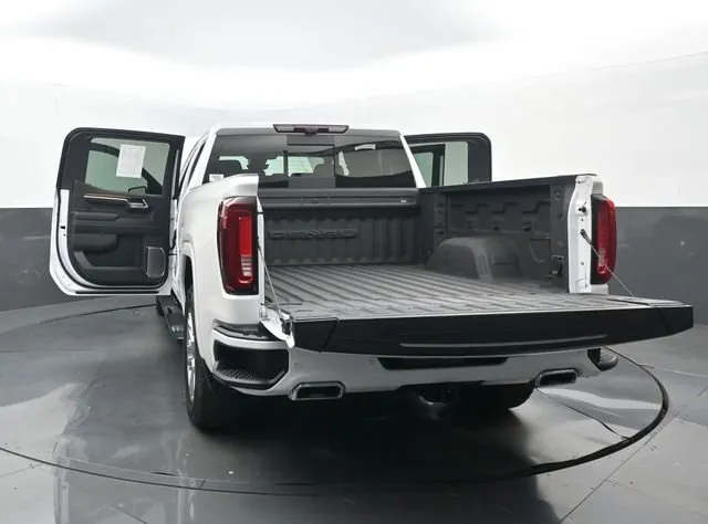 2024 GMC Sierra 1500 Denali thumbnail 36