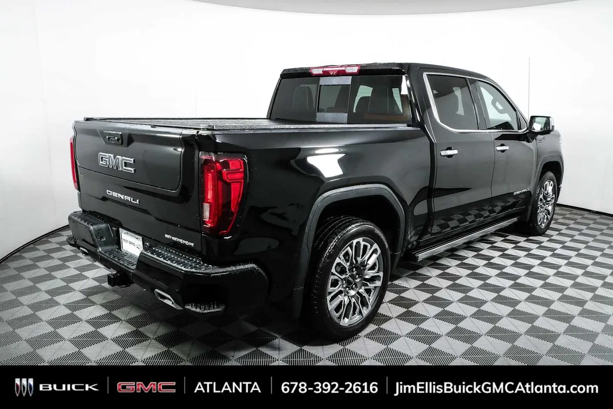 2024 GMC Sierra 1500 Denali Ultimate thumbnail 3