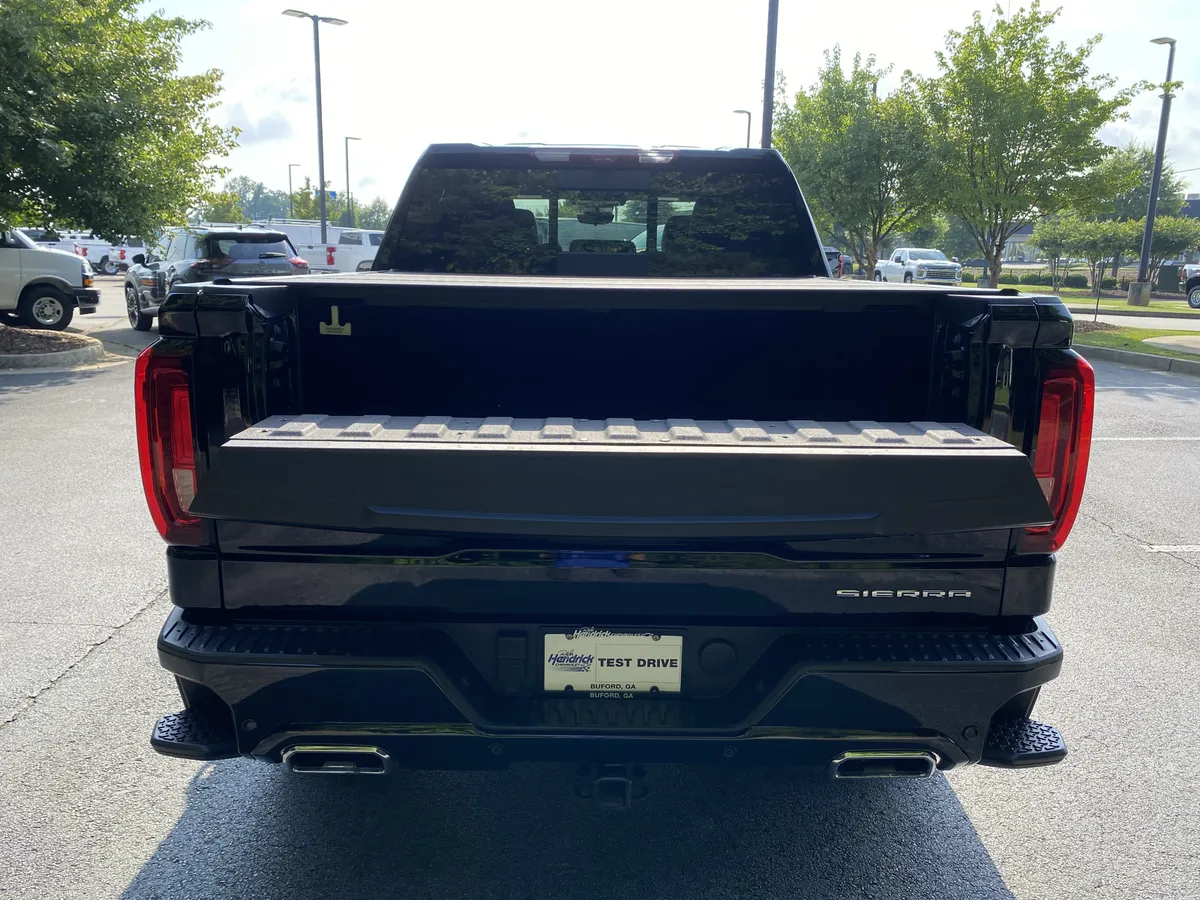 2024 GMC Sierra 1500 Denali Ultimate thumbnail 10