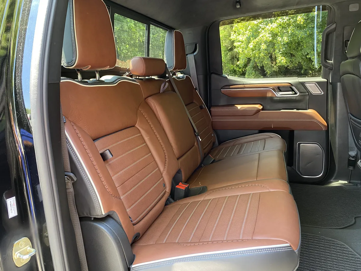 2024 GMC Sierra 1500 Denali Ultimate thumbnail 39