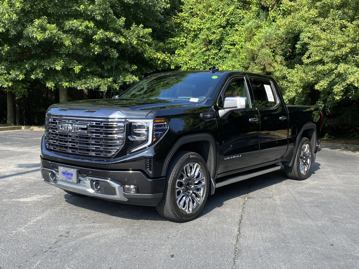 2024 GMC Sierra 1500 Denali Ultimate thumbnail 4