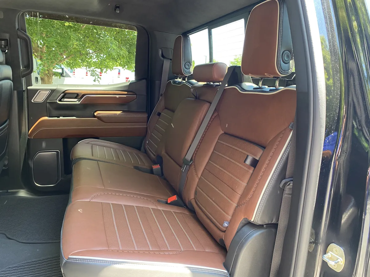 2024 GMC Sierra 1500 Denali Ultimate thumbnail 41